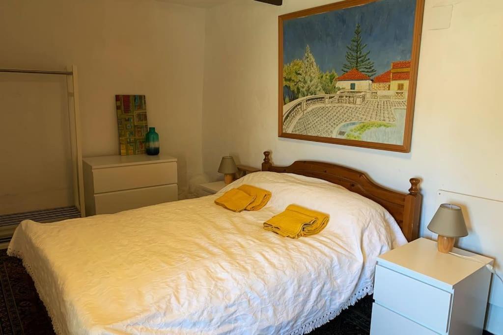 Casa Sin Numero, An Authentic * Comares